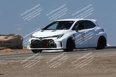 media/Oct-04-2025-OnGrid (Sat) [[44bd565ffa]]/Green Group/Grapevine/